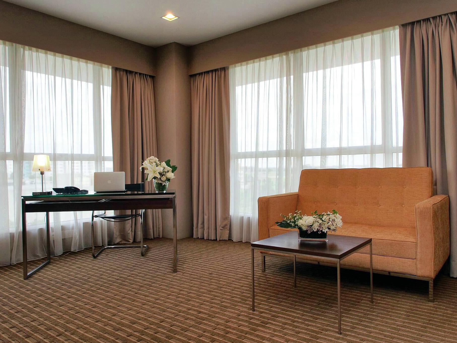 Hotel Primera Suite Cyberjaya Exteriör bild